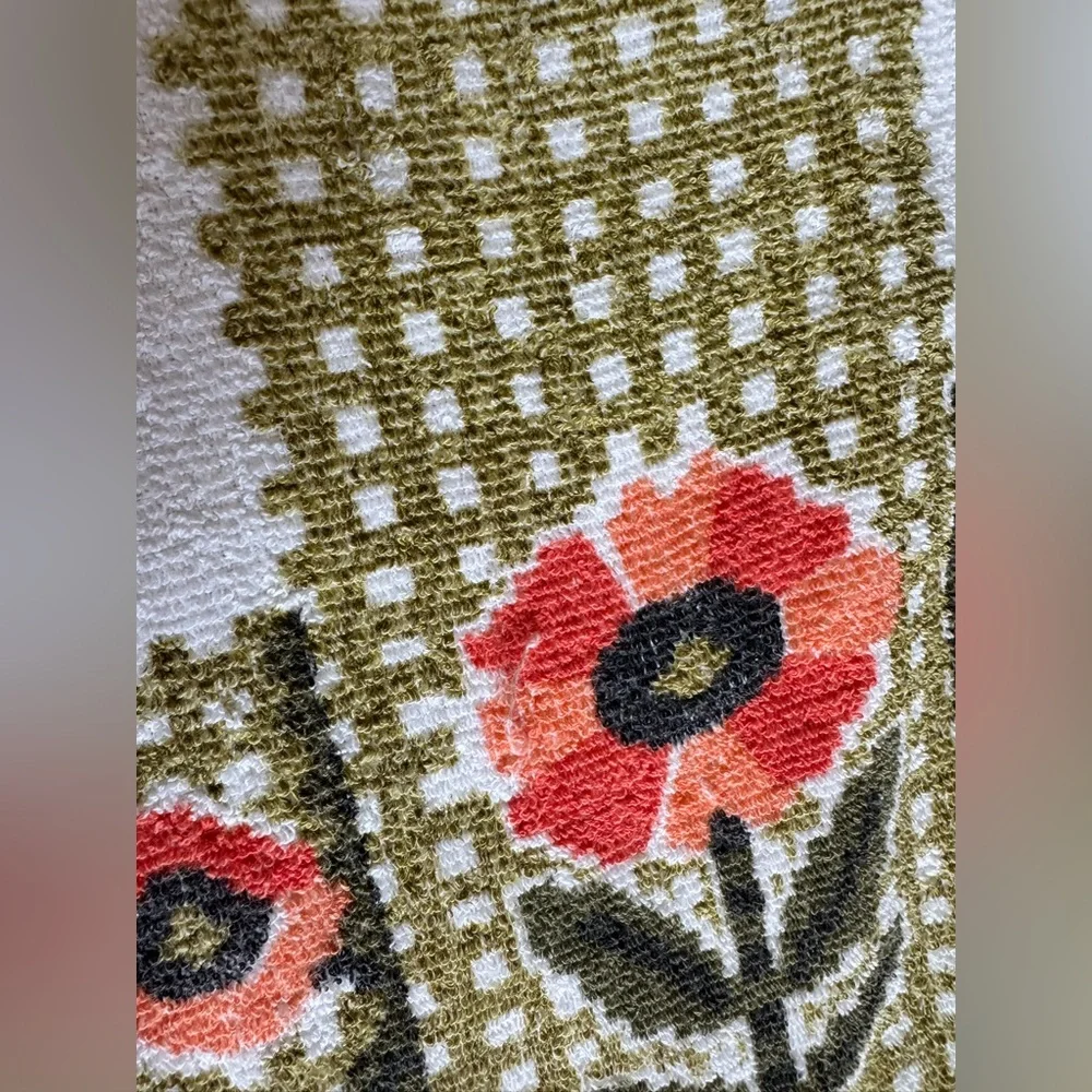 Large Vintage Orange Floral Towel - READ